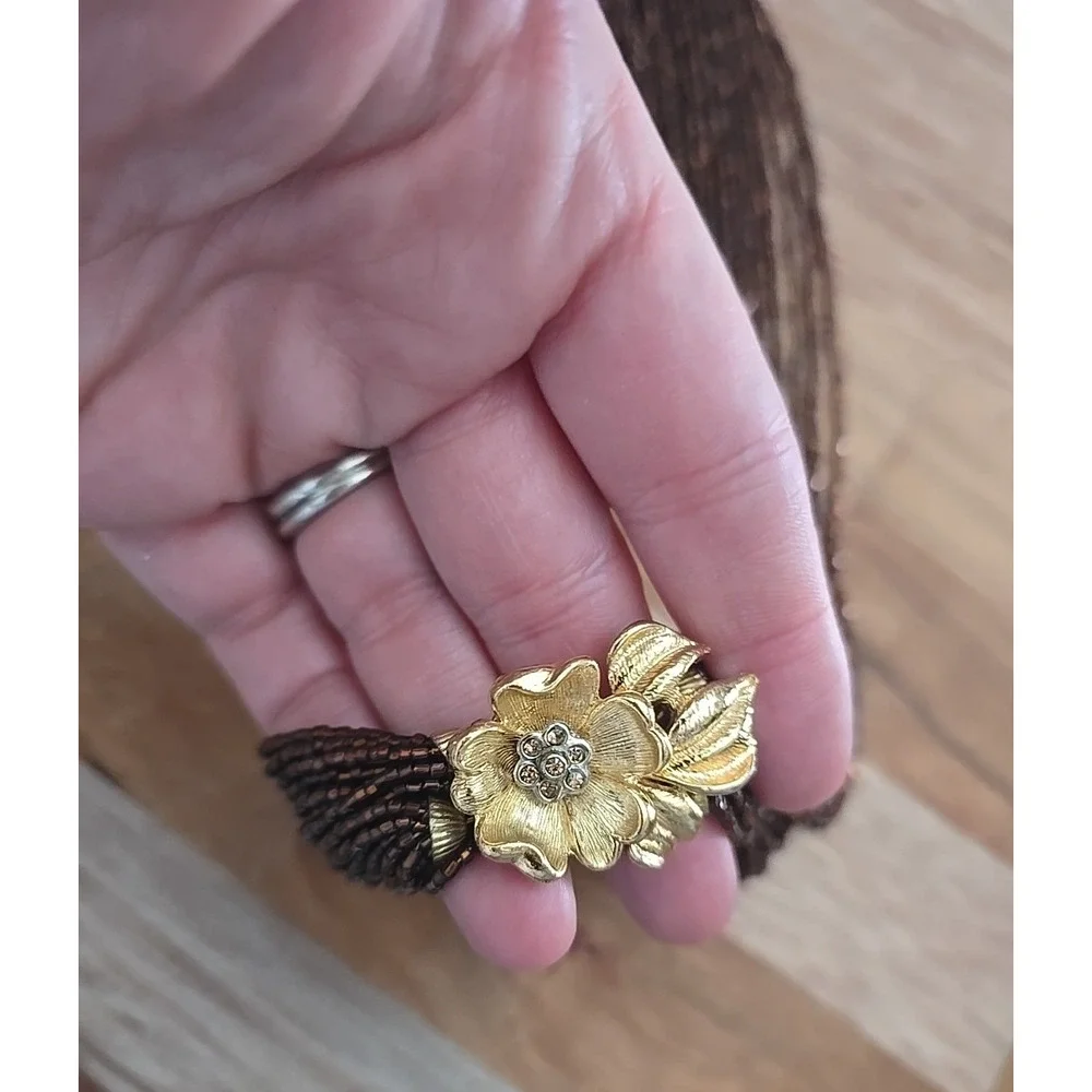 Vtg Brown Seed Beaded Multi-Strand Gold Tone Flower Clasp‎ Boho Necklace Jewelry